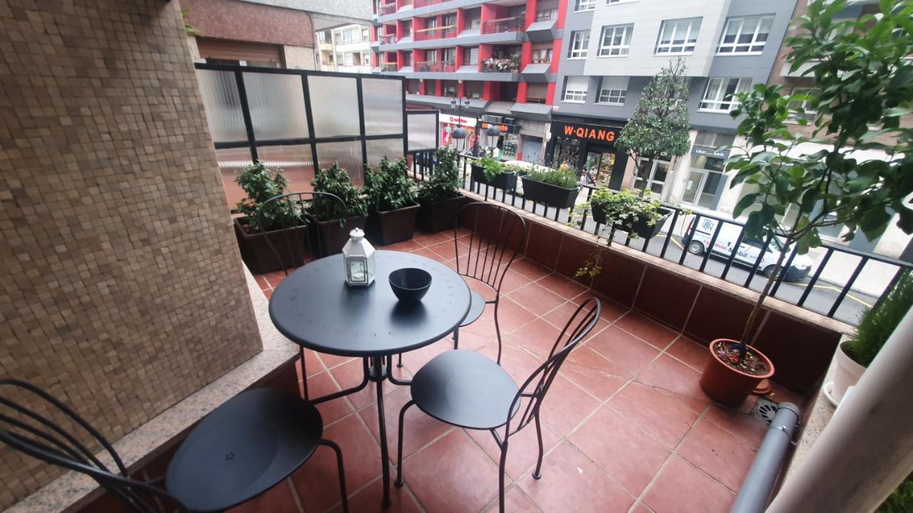 Casa Riera * En El Centro De Oviedo, Terraza, 2hab * Oviede